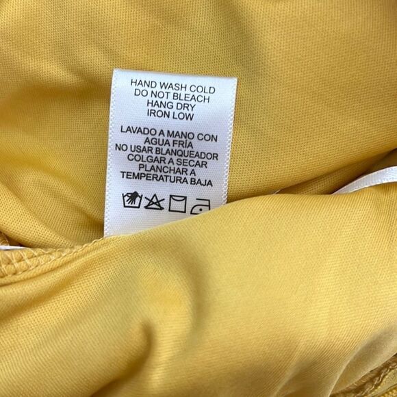 Love Tree Women's Sleeveless Crochet Open Back Yellow Romper Size S NWT - Picture 9 of 13